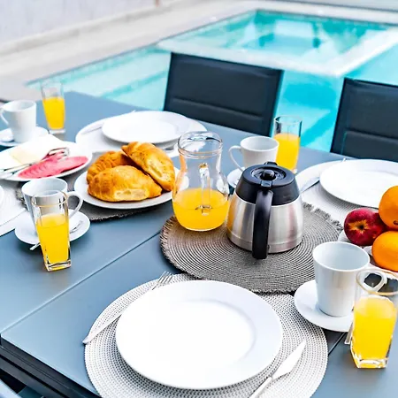 Anita ,beautiful Sunset Villa